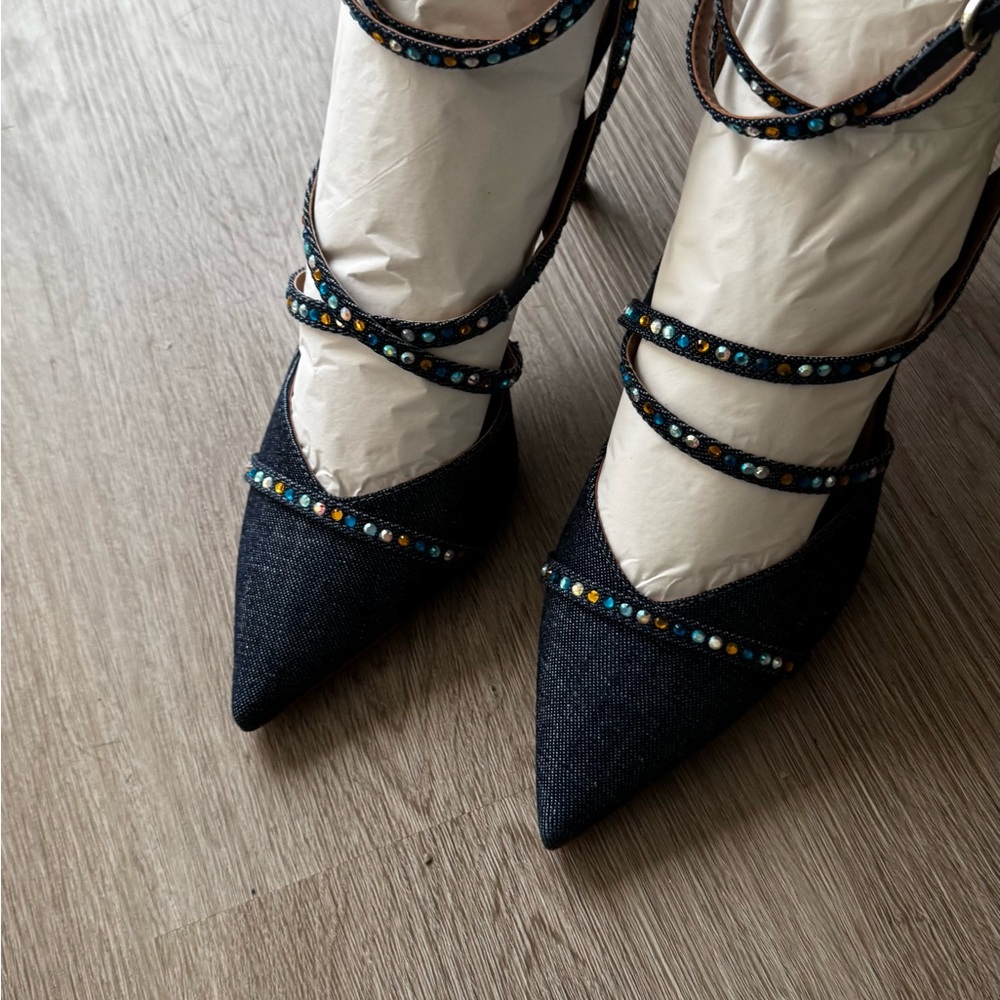 Elegant Black Strappy Heels